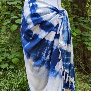 SOLEIL Pareo Wrap Swim Cover Up Scarf  in Indigo Blue + White Tie Dye  New NWT